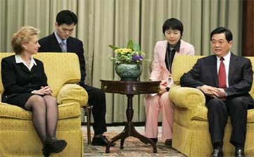 日語(yǔ)同聲翻譯